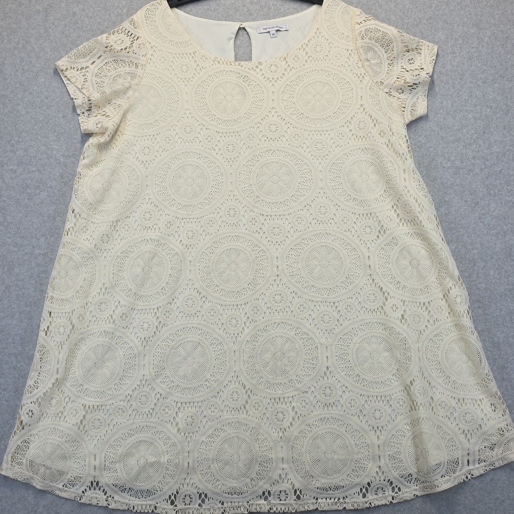 The Vanity Room women's lace dress size 2x